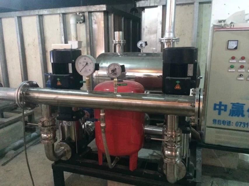 江西雄鷹房地產(chǎn)開發(fā)有限公司采購5.5KW、7.5KW兩用一備無負(fù)壓供水設(shè)備兩套